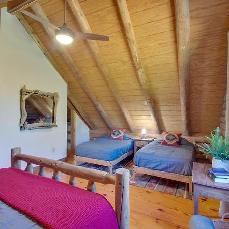 Cozy Log Cabin Getaway With Fire Pit And 3 Acres! Ruckersville Екстер'єр фото