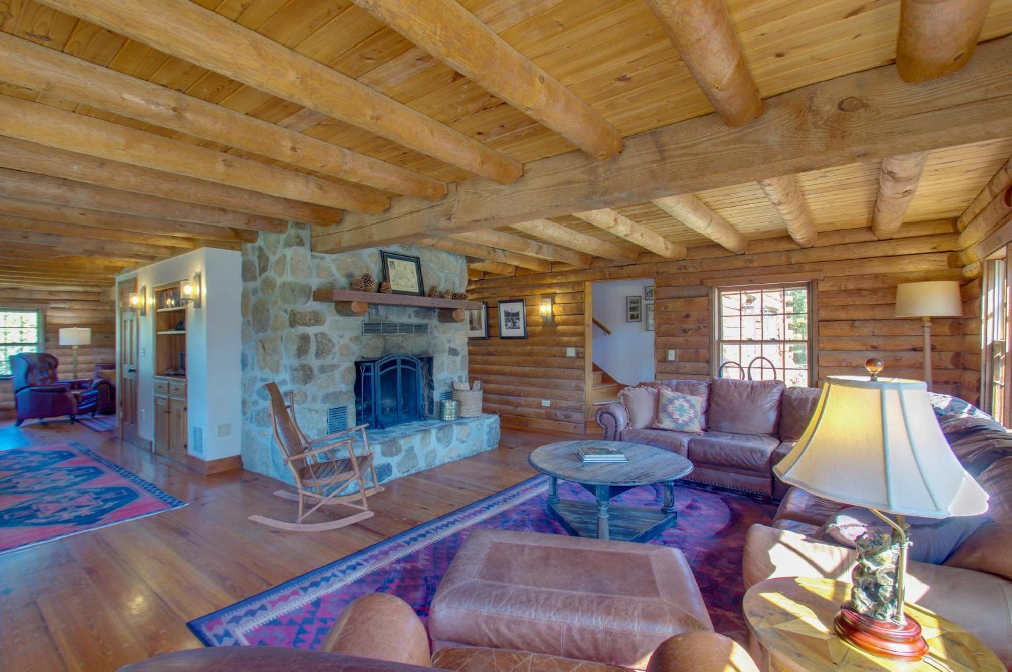 Cozy Log Cabin Getaway With Fire Pit And 3 Acres! Ruckersville Екстер'єр фото